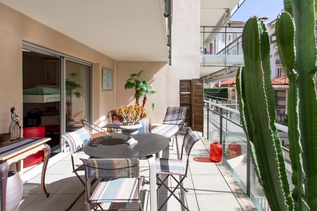 ניס L18 Central Parking Terrace Ac 10Mins Walk To Beaches מראה חיצוני תמונה