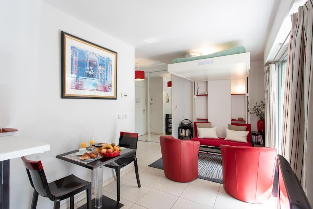 ניס L18 Central Parking Terrace Ac 10Mins Walk To Beaches מראה חיצוני תמונה