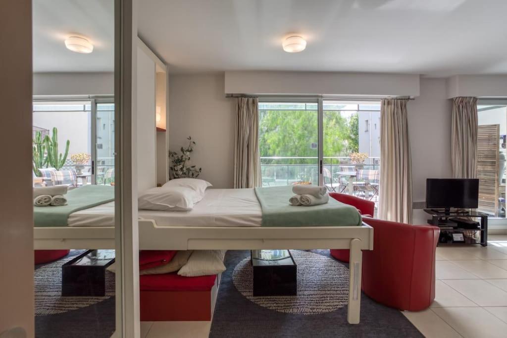 ניס L18 Central Parking Terrace Ac 10Mins Walk To Beaches מראה חיצוני תמונה