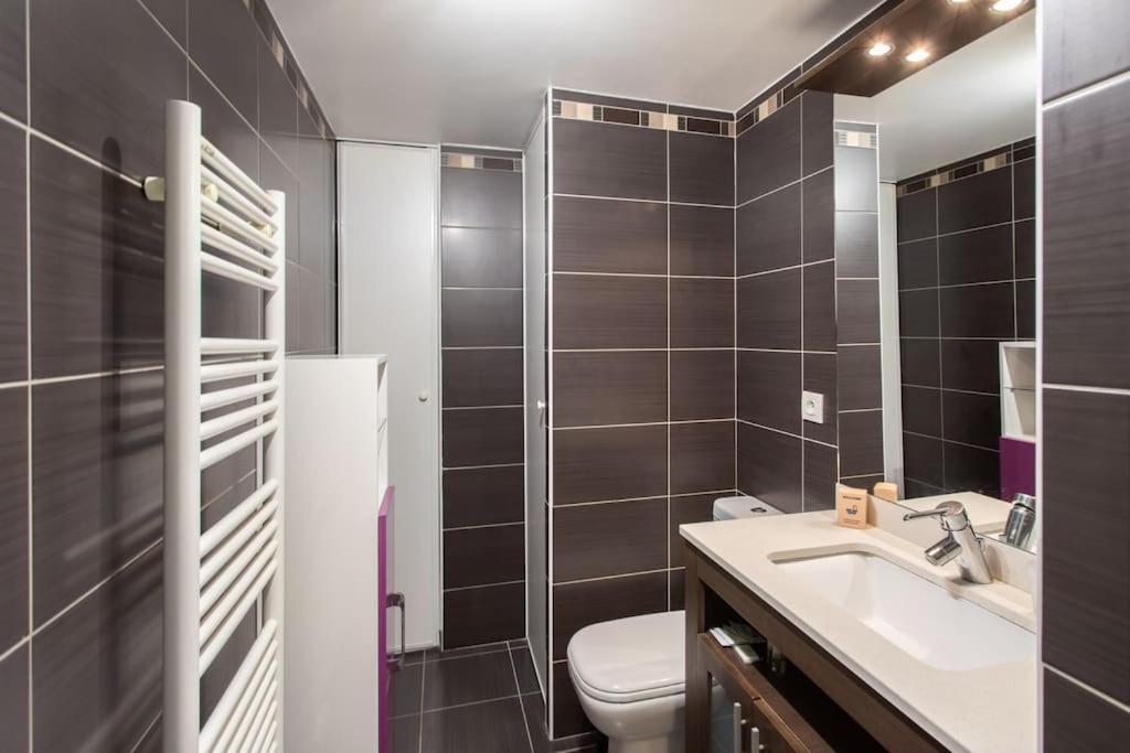 ניס L18 Central Parking Terrace Ac 10Mins Walk To Beaches מראה חיצוני תמונה